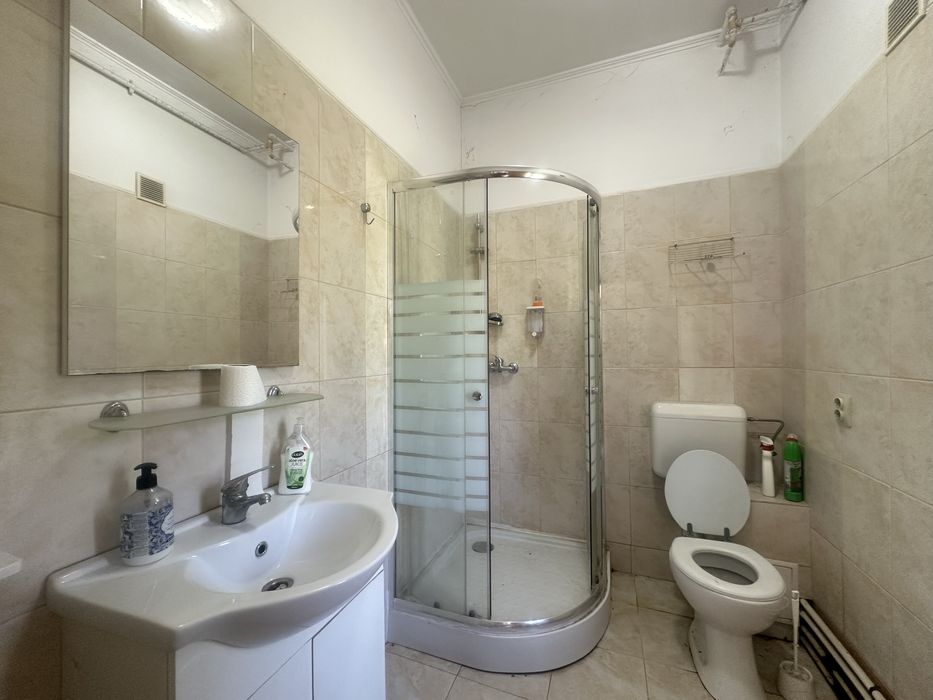 Casa 5 camere + curte 1500 mp - Tunari, Pipera