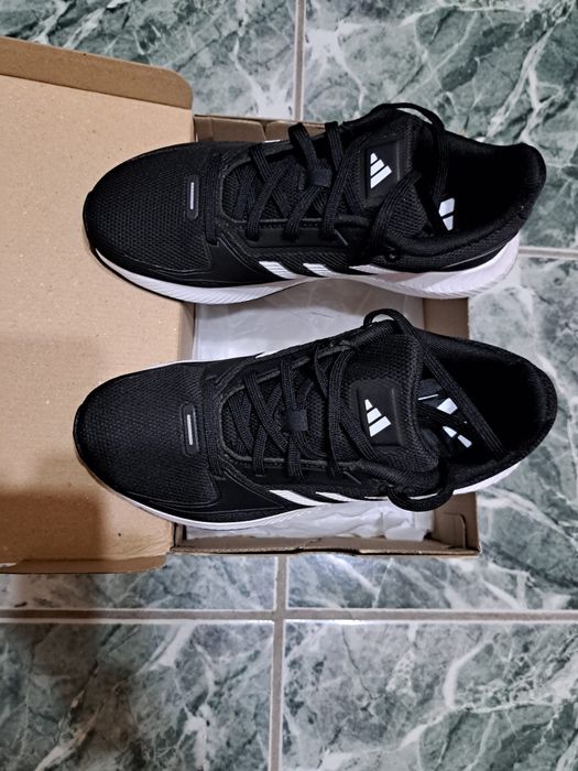 Vand adidasi Adidas Runfalcon.