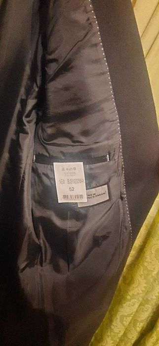 Palton bărbătesc negru, nou (cu eticheta) lână 80%, mărimea 52