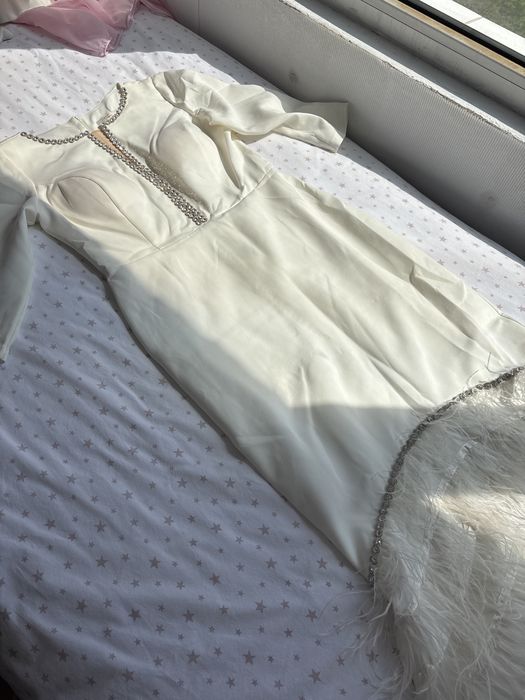 Офицялна Бяла рокля