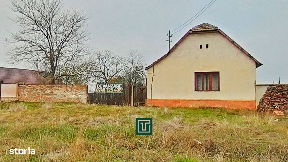 Casă cu potențial, teren generos de 1.440 mp – Secusigiu, Arad