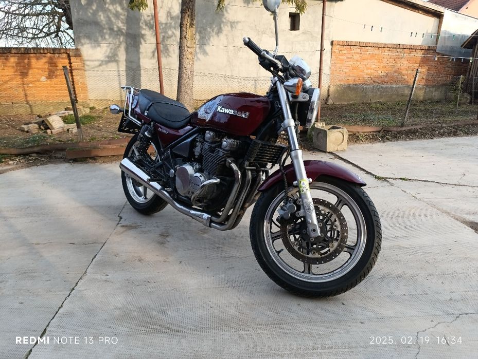 Kawasaki Zephyr 550