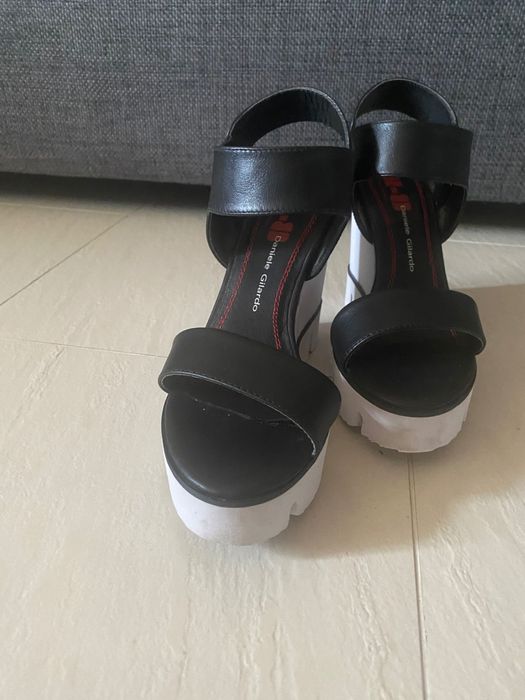 Продавам летни сандали