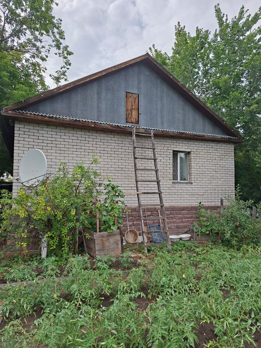 Продам дом на разбор