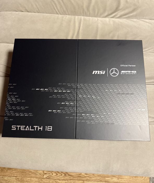 Laptop Gaming MSI Intel Core Ultra 9, 64GB DDR5, 2TB, RTX4080 12GB