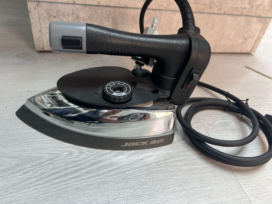 Утюг промышленный