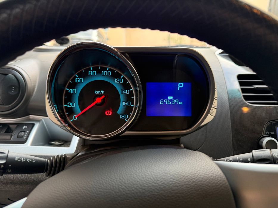 Спарк автомат. холати идеал. Бир қўл . 2020 й пробег 69500км.