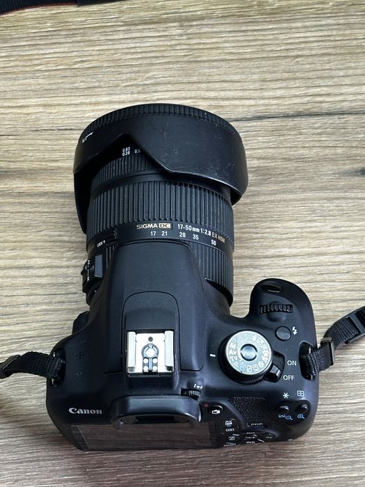 Canon EOS 1200D + Обектив Sigma 17-50 f/2.8