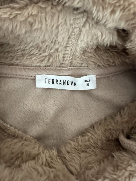 Топъл и мек суичър