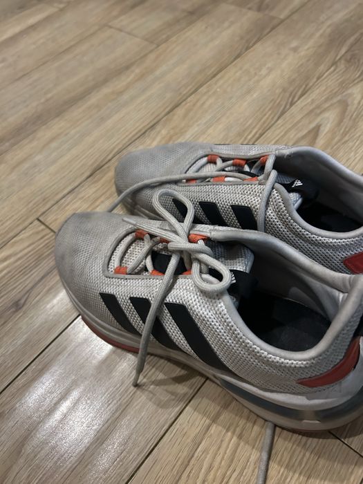 Кроссовки adidas оригинал