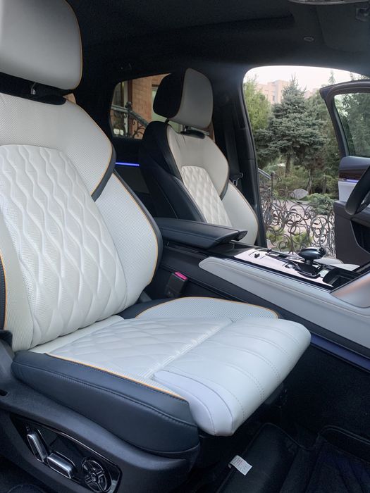 BYD Tang EV Flagship