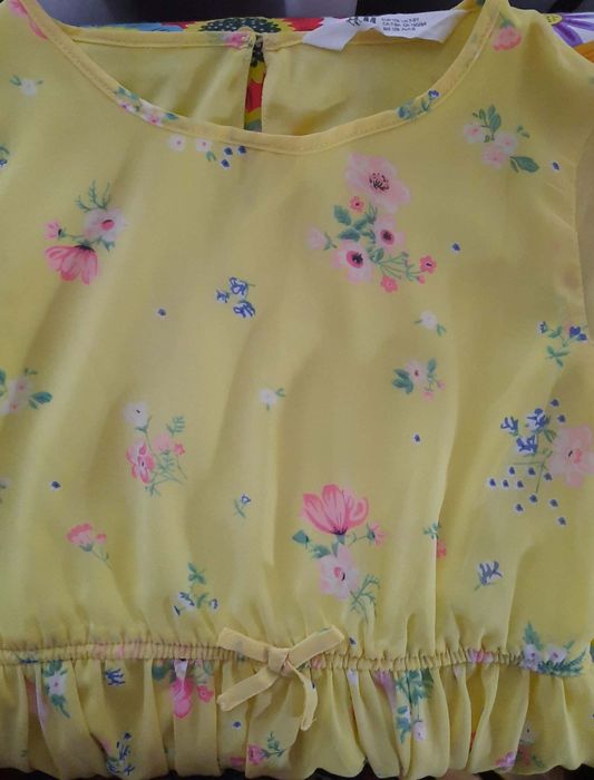 Рокли за момиче 128, 140 см / Къси панталонки benetton - 8 г