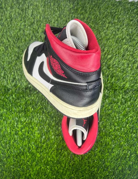 Nike Air Jordan 1 Mid Wmns Дамски Маратонки