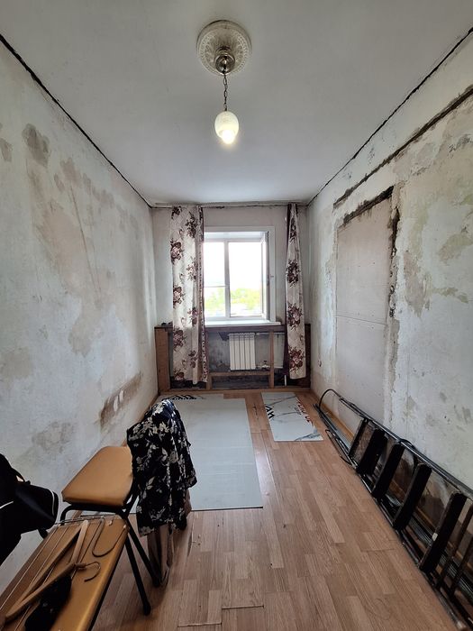 Продам 2 ком квартиру район вокзала.