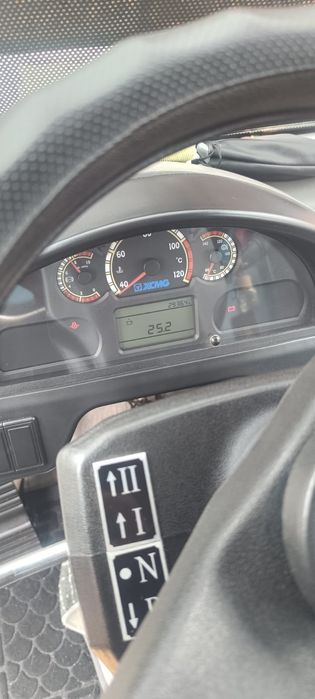 Продам фронтальный погрузчик!  LW300FN