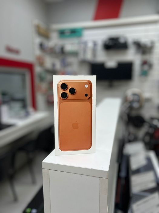 Iphone 17 Pro Max, E-Sim, 256gb (p25)