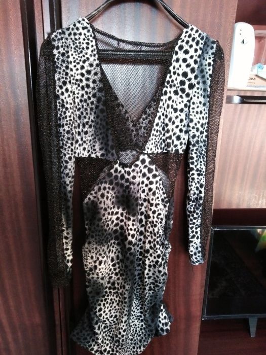 Рокля чисто нова само пробвана