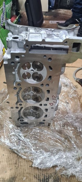 Vând chiuloasa Mercedes-Benz 3500  dreapta stanga