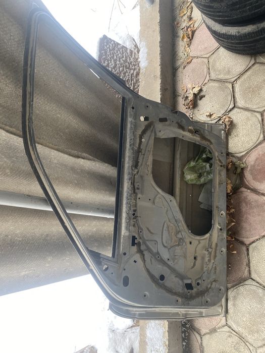 Дверь на бмв е 34