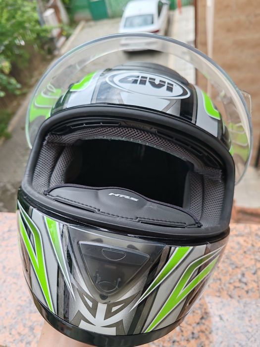 Каска за мотор GIVI