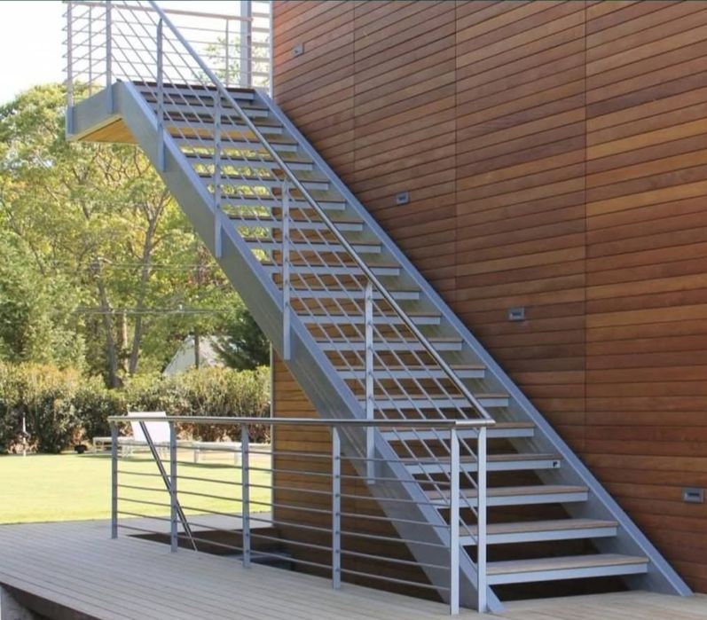 Scara metalica zincata 4mm grosime noi