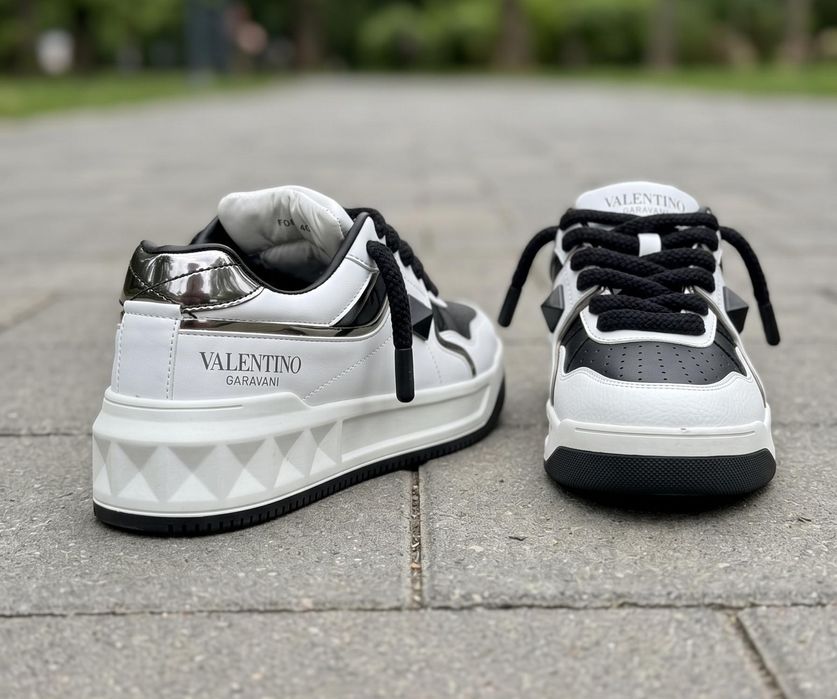 Adidasi Valentino Garavani One Stud - Premium