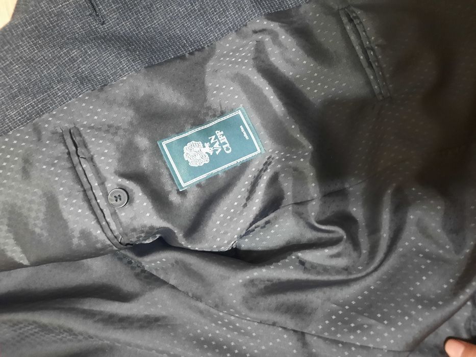 Мужской пиджак отличный