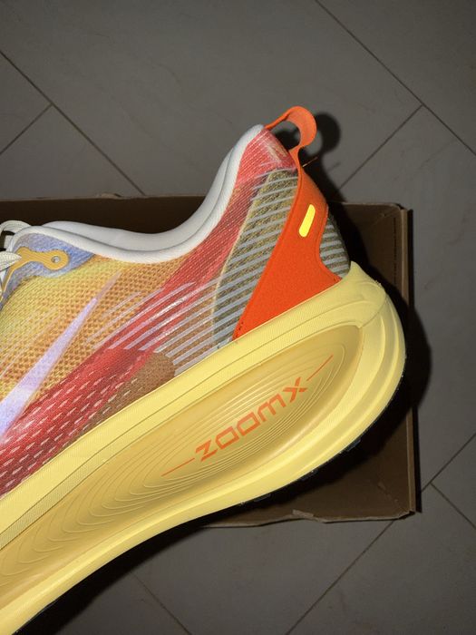 Маратонки Nike Vomero 18 “International Running Pack” - размер 48.5