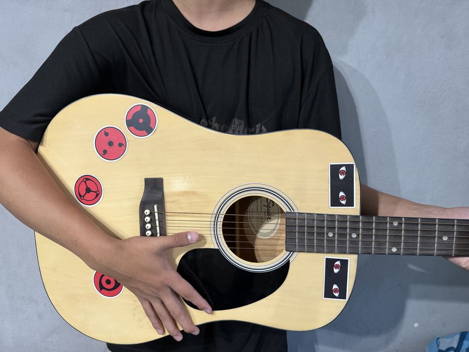 акустическая гитара Squier модели SA-150 NA.