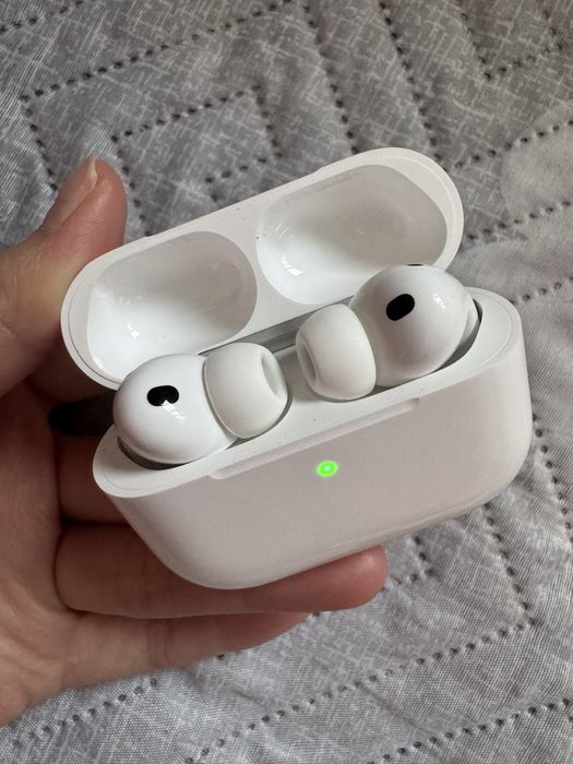Оригинал airpods pro 3