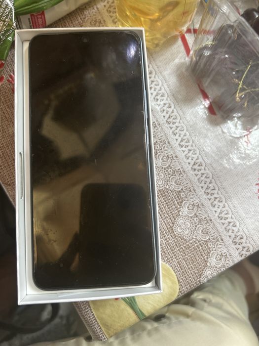 Honor X 8a 128 ГБ. Не ремонтировался