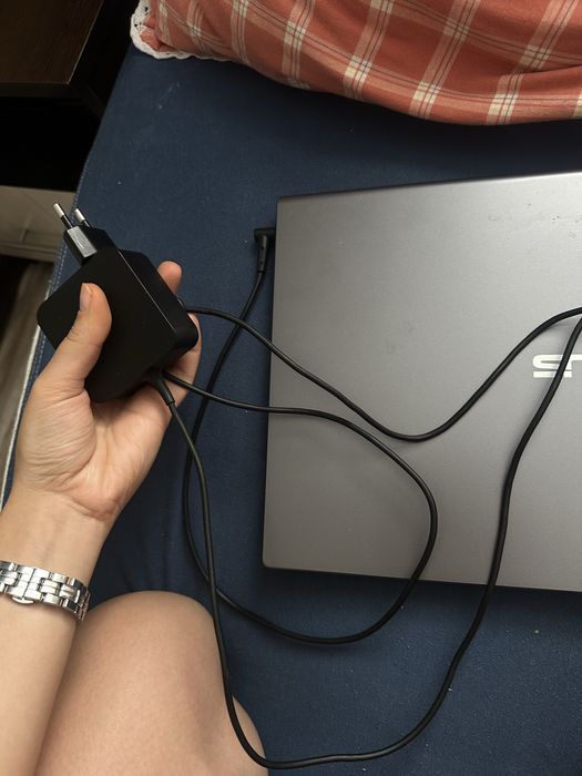 Ноутбук Asus 2024 года