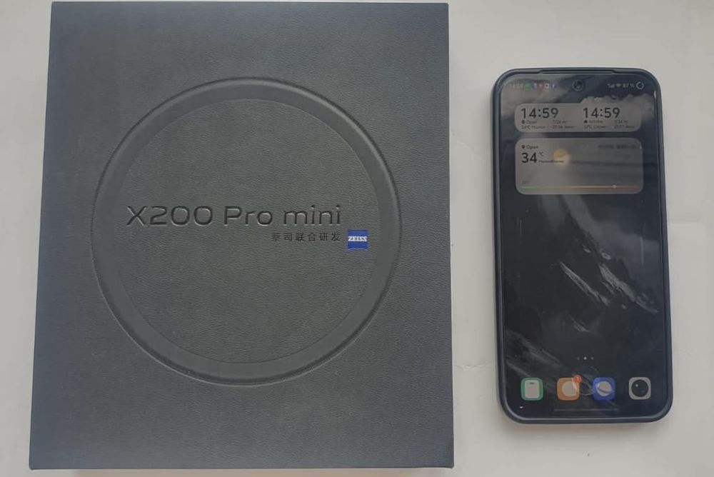 VIVO X 200 pro mini