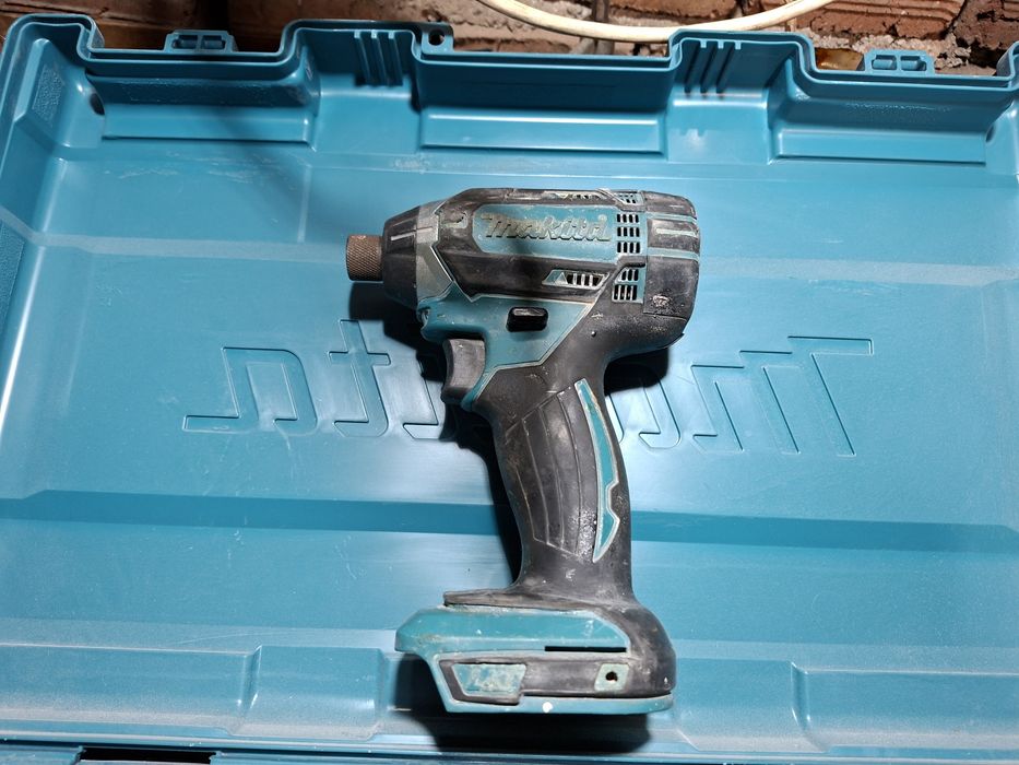 Инпакт и винтоверт макита
