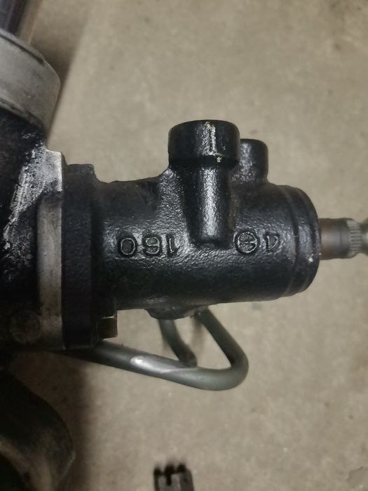 Мицубиси Спейс Гир рулевая рейка.