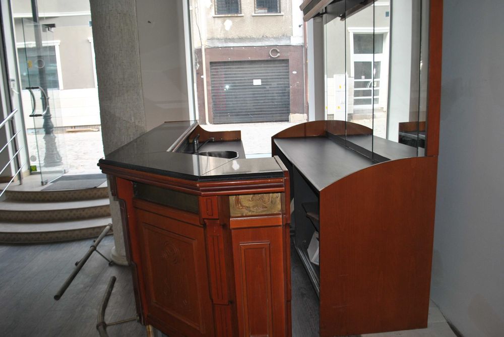 Бар-Плот за заведение