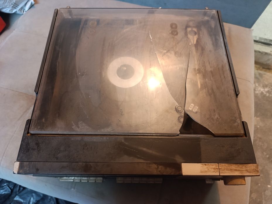 Класическа Стерео Уредба Universum