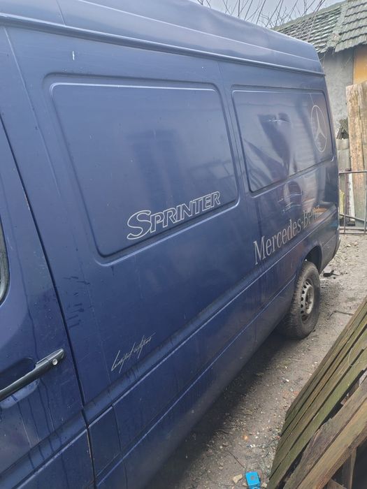 Mercedes Sprinter