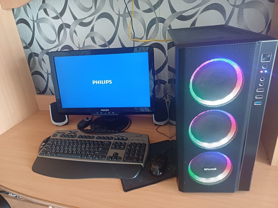 Компьютер полностью комплект