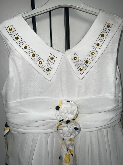 Платье на девочку 7-8 лет