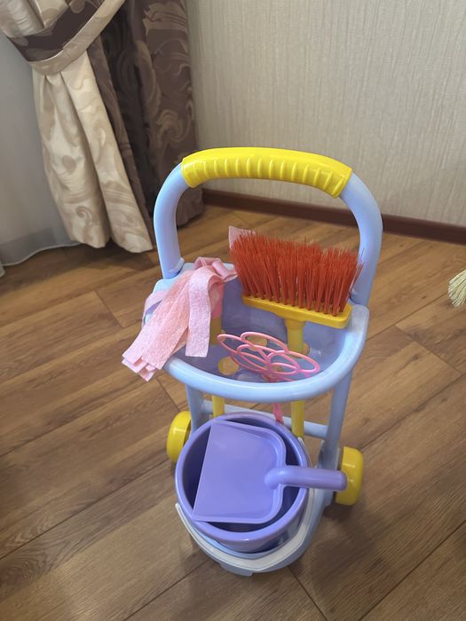 Продам игрушки детские