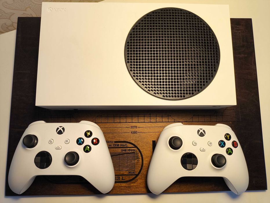 продам X BOX one S