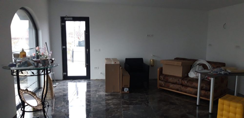 Locuinta la 110.000€, cu etaj spatiu comercial