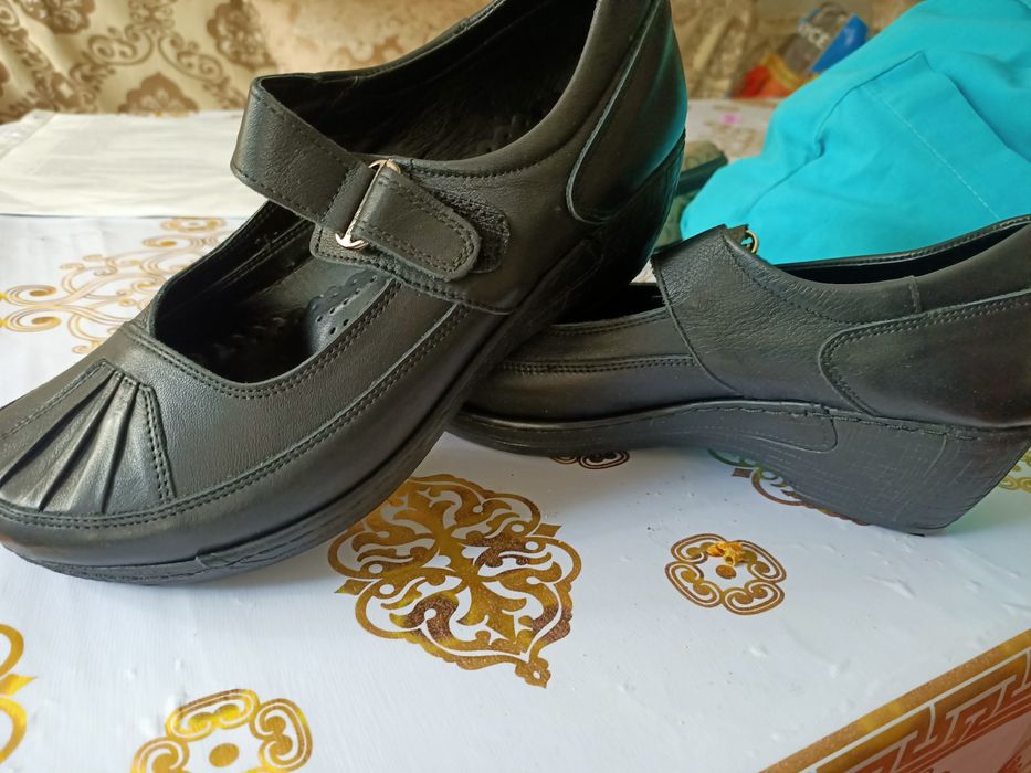 Туфли женские кожанные