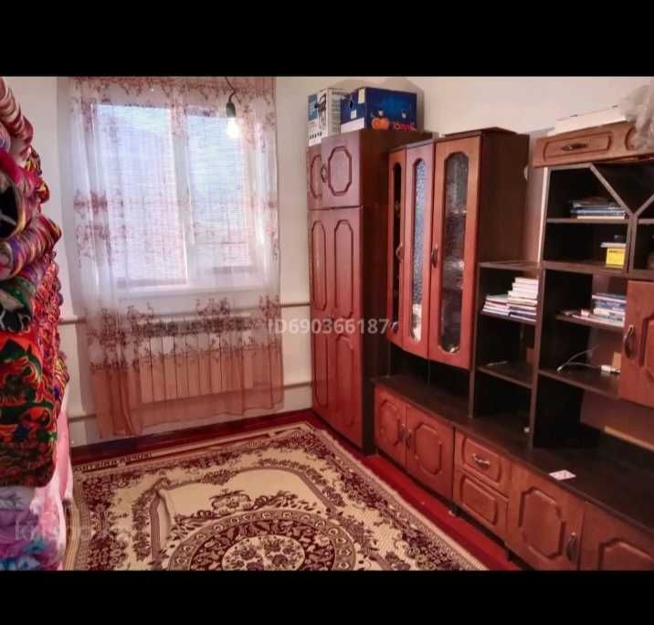 Үй сатылады 4 бөлмелі