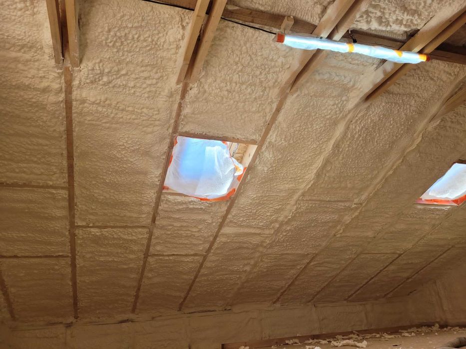 izolatie spuma ploiuretanica