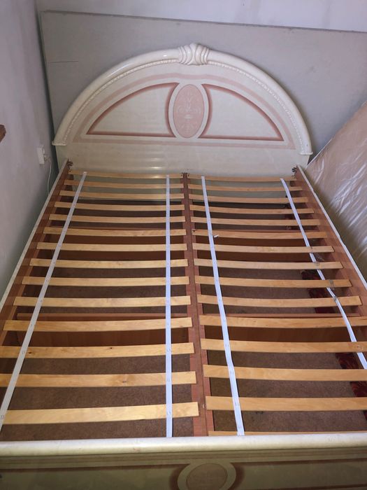 Продам  двухспальный кровать