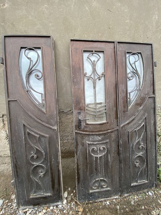 Входной дверь