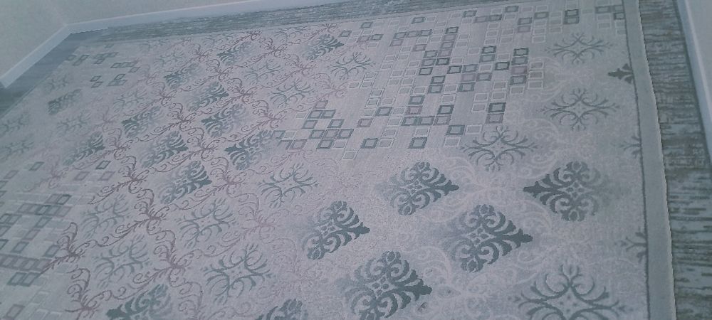Продам ковер шерстяной