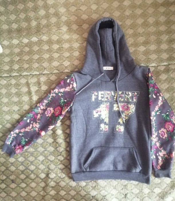 Костюмчик а-ля спорт